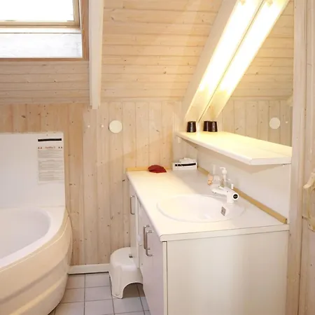 Ascan - 50m From The Sea By Interhome Feriehus *